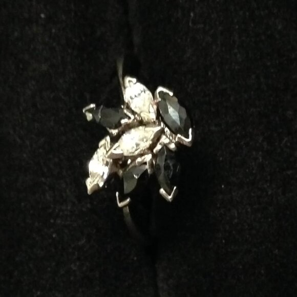 Sterling Silver And Sapphire Ring Size 7 - Picture 11 of 11